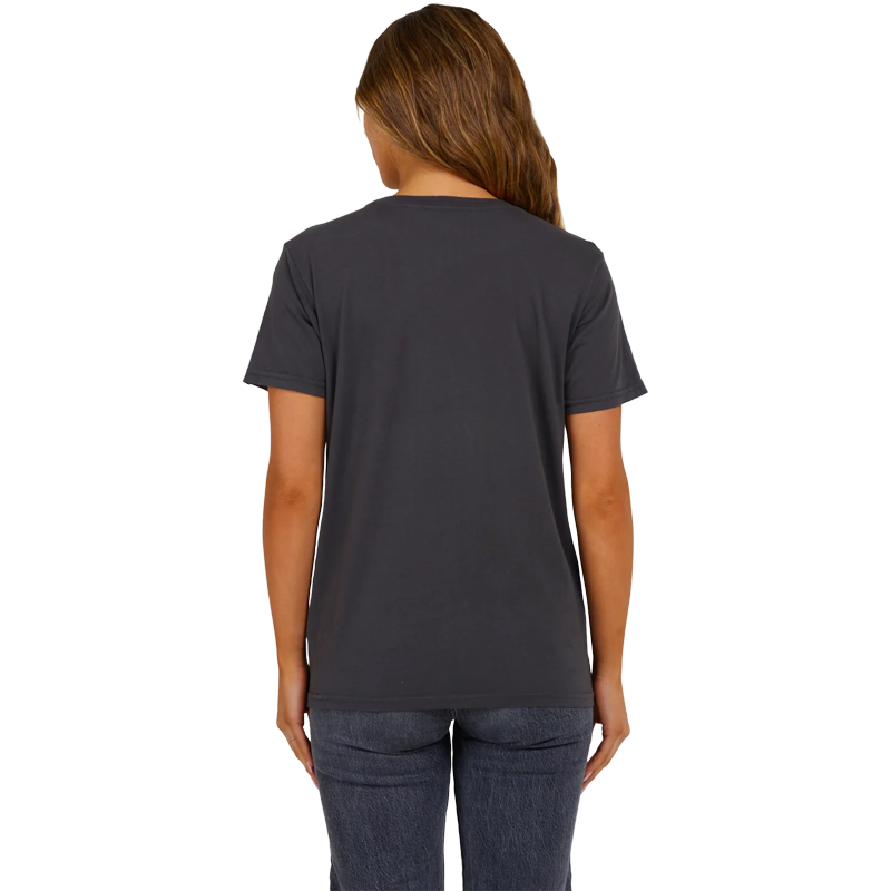 SALTY CREW WOMEN'S LOVE BITE BOYFRIEND TEE - CHARCOAL